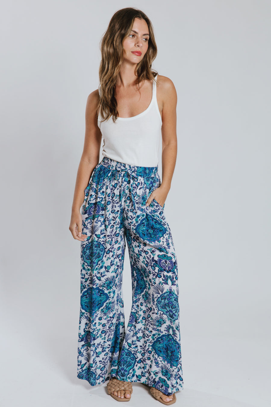 Adil Flare Pants