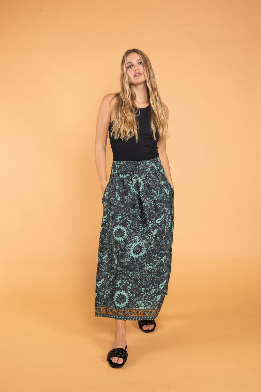 Stefna Midi Skirt